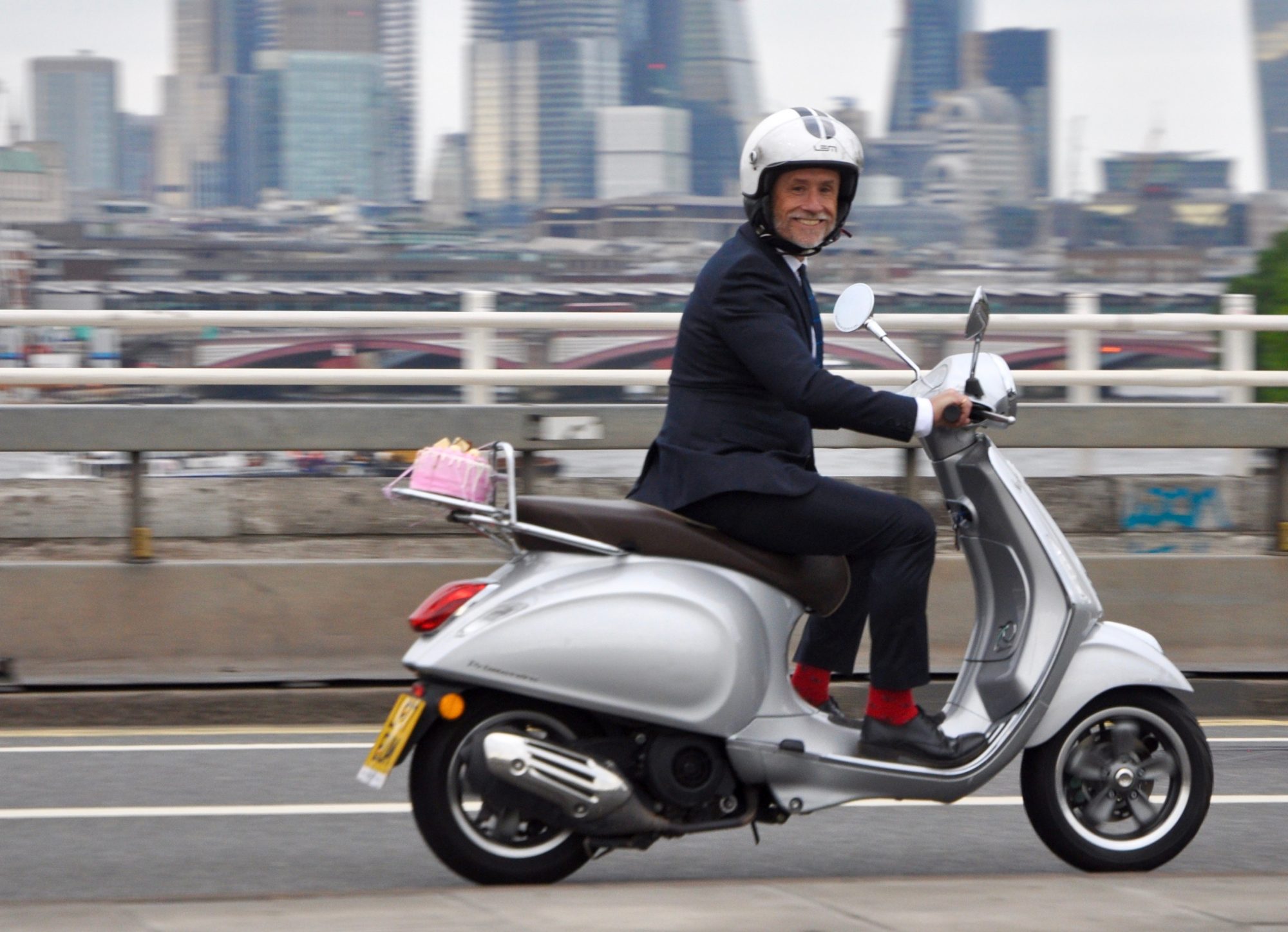 Kimberley Gundle Contemporary Art Keen Enthusiast